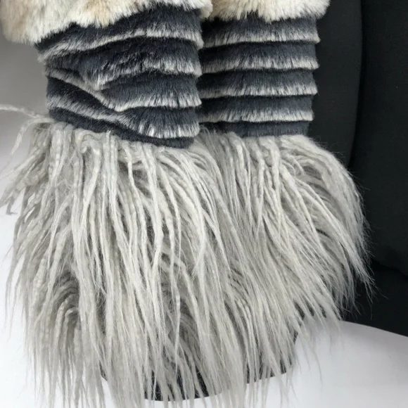 Tokyo Faux Chinchilla Fur Fringe Mohair Jacket - Young Fabulous & Broke - Picture 4 of 9